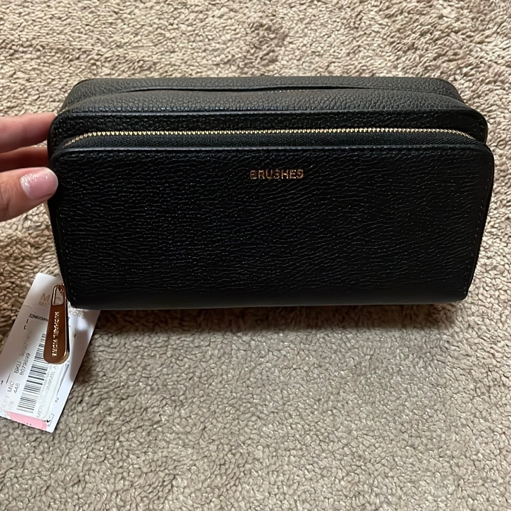 New makeup bag with tags
